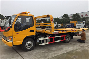 岳麓哪里有拖车服务